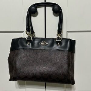 Vintage Coach Black and Brown Women's crossbody bag/purse ✨used, good condition✨